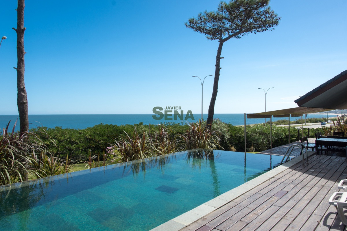 Casa en venta en Playa Mansa