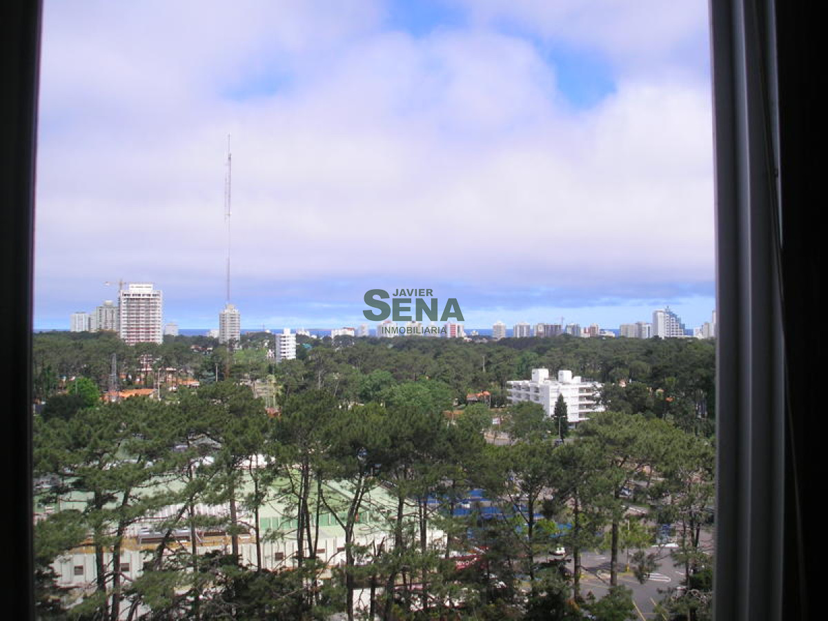 Alquiler de apartamento en la Roosevelt, 3 dormitorios, 3 baños, gran vista a la bahia.- · Foto 3