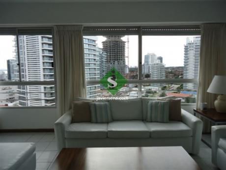 Brava, Muy Buen Apartamento En La Brava, Con Todos Los Servicios.