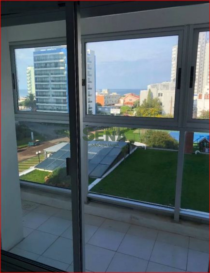 Venta y alquiler de apartamento en la Brava, 2  Dormitorios y medios, baños, gran vista