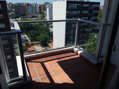 Amueblado, 2 Dormitorios Con Gge Y Tz. Sarmiento Y Franzini