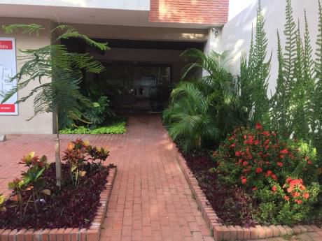 Inmobiliaria Ofrece; En Alquiler Departamento , Zona B/ Las Palmas