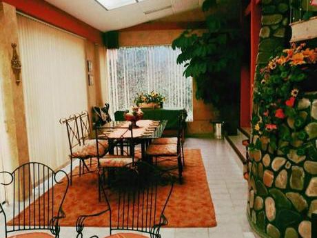 Hermosa Casa En Venta Con Garzonier