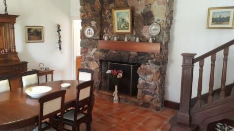 Casa En Venta 4 Dormitorios