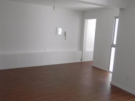 Venta Monoambiente En Cordón. Ideal Renta Sin Gastos Comunes