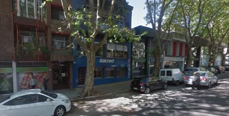 Venta Local Comercial Constituyente Y Frugoni Zona Diseño