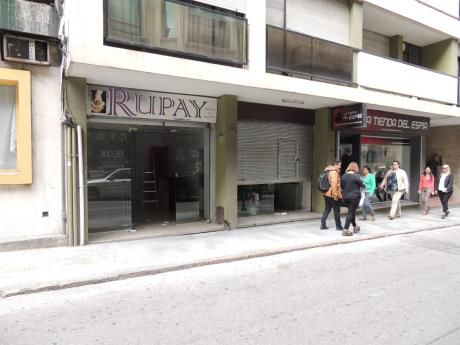 Alquiler Local Comercial Ciudad Vieja Ituzaingo Mts Peatonal