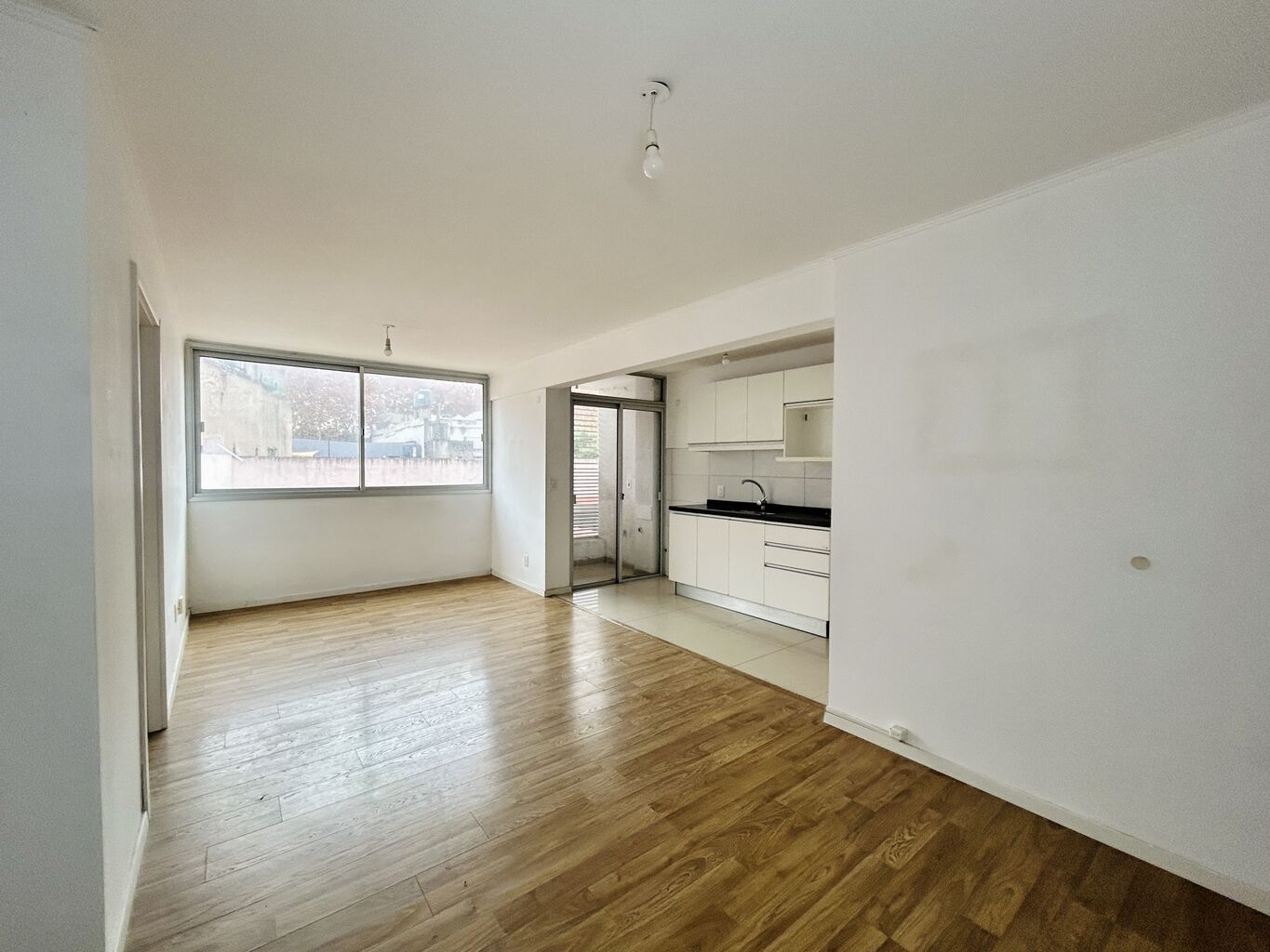 Alquiler apartamento 1 dormitorio  en Cordón. · Foto 2