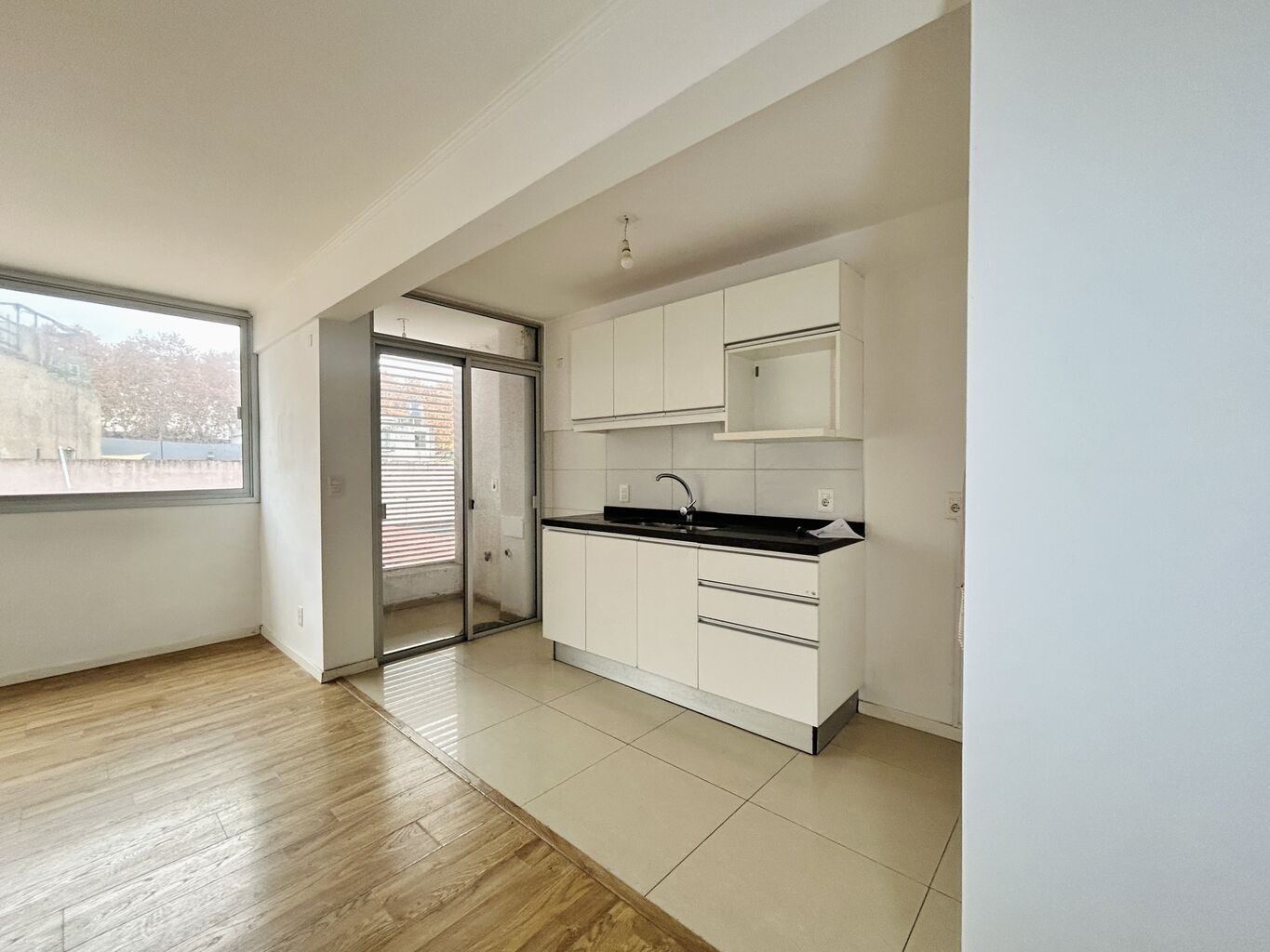 Alquiler apartamento 1 dormitorio  en Cordón. · Foto 3