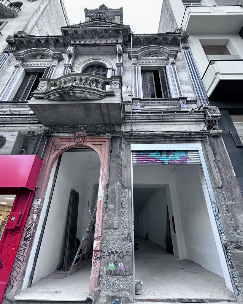 ALQUILER GRAN LOCAL COMERCIAL MEJOR CUADRA 18 DE JULIO CORDÓN