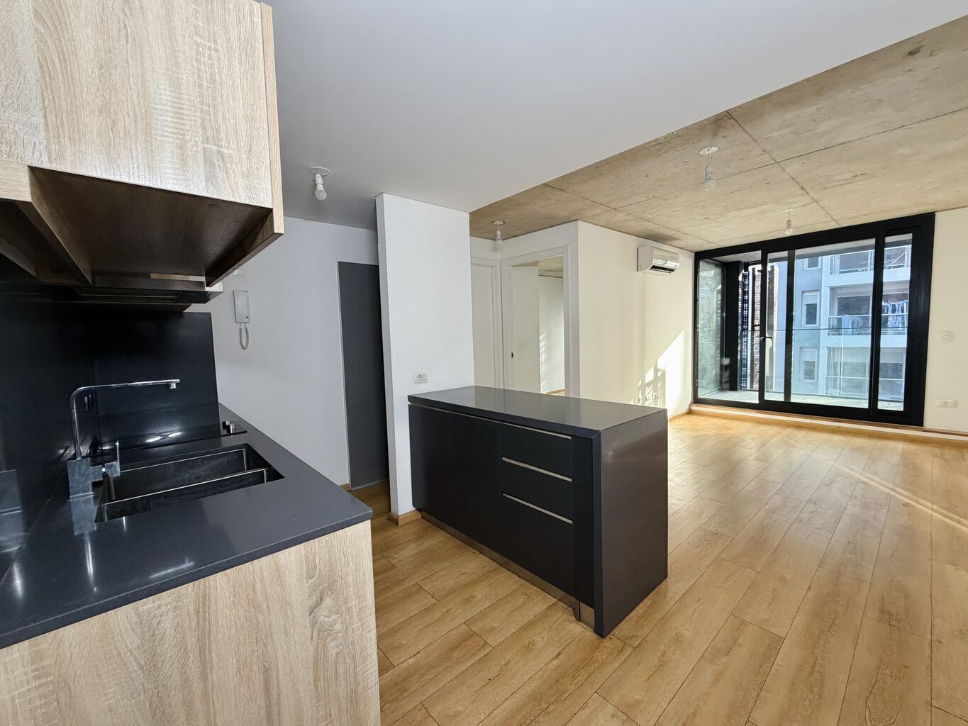 Alquiler apartamento 1 dormitorio en Alma Brava con garage · Foto 1