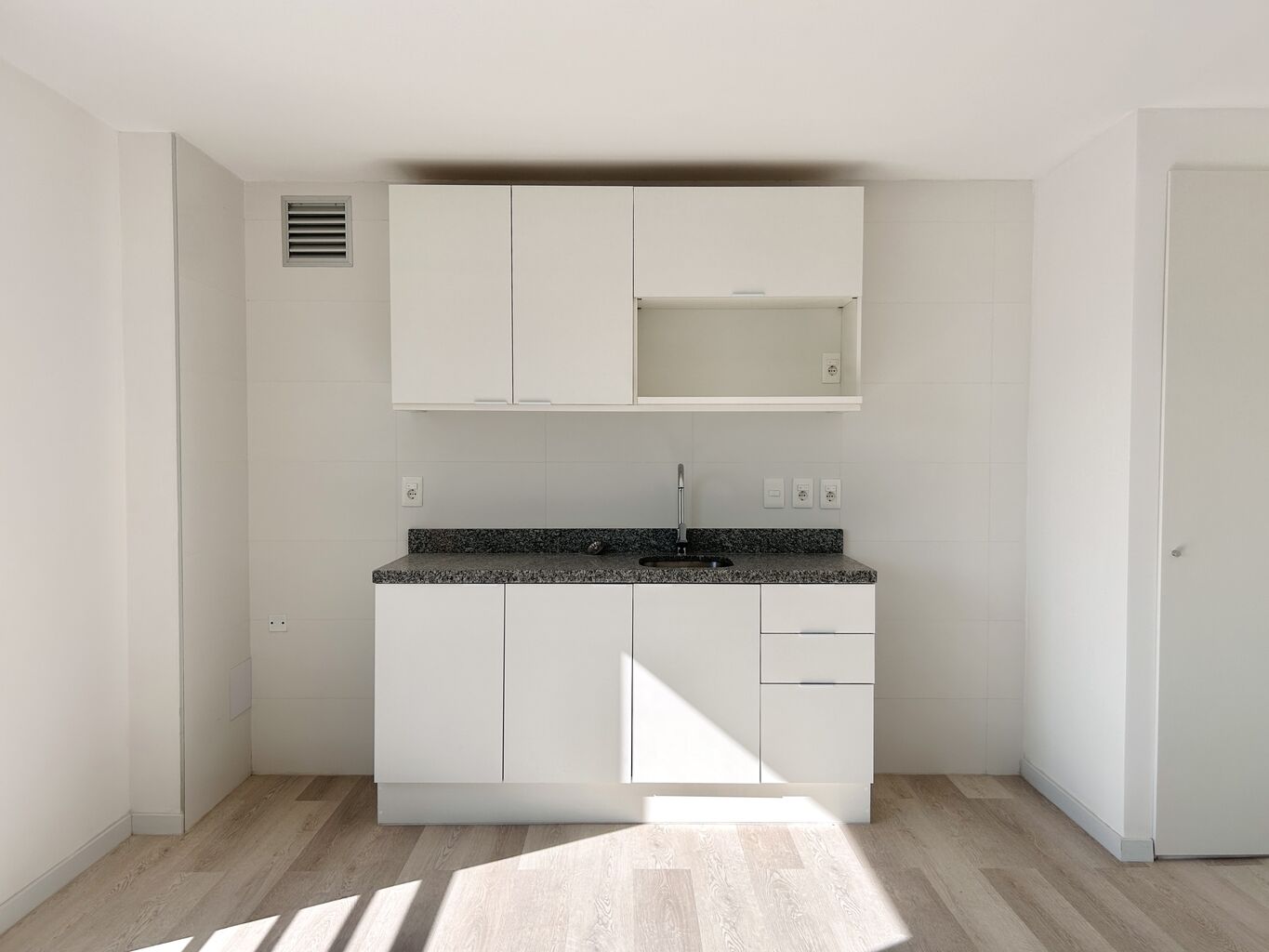 Alquiler apartamento 1 dormitorio en Cordón a estrenar · Foto 4
