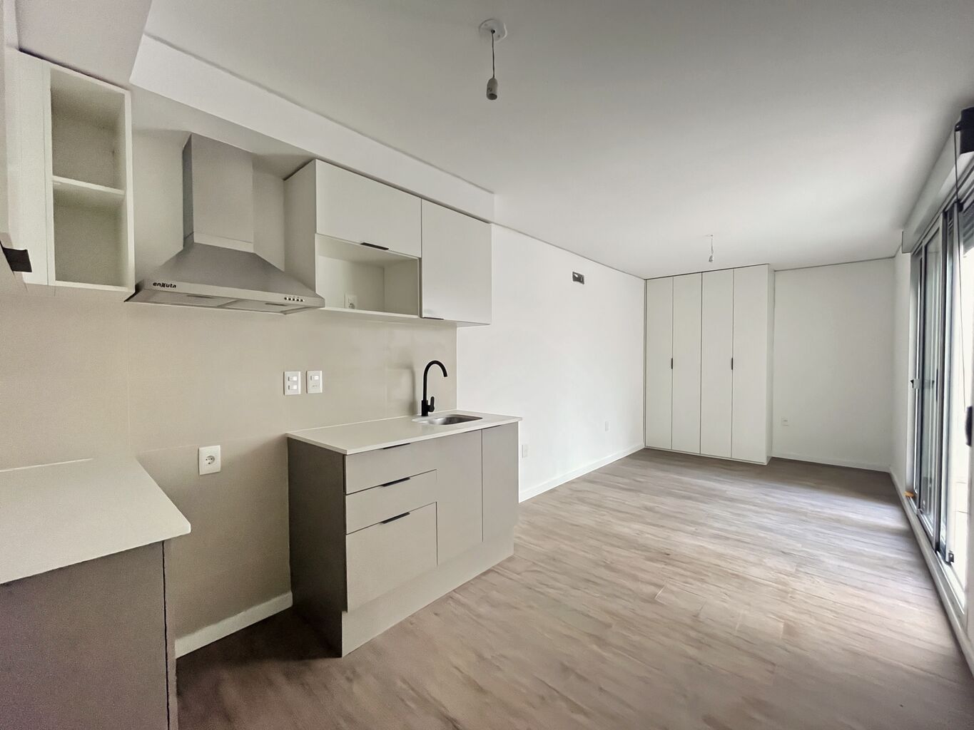 Alquiler apartamento monoambiente con patio en palermo a estrenar