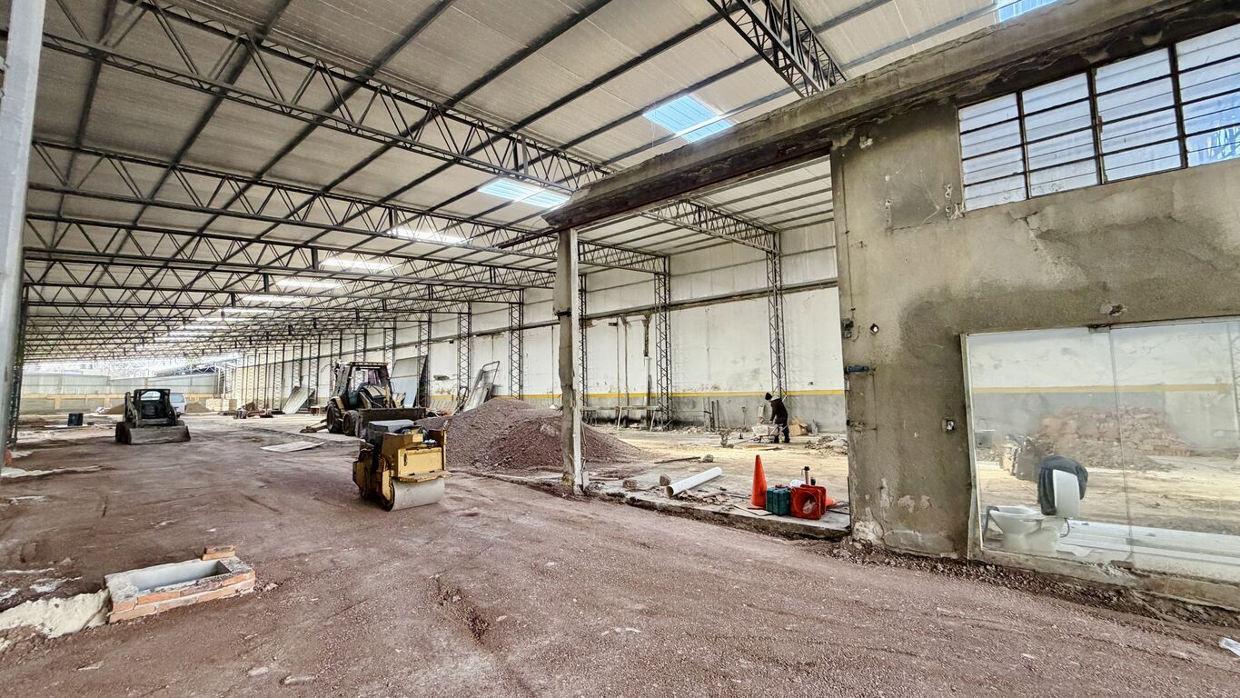 Alquiler — Depósito / Local | Capurro | 3.200 m² | Obra Nueva. Entrada contenedores · Foto 9
