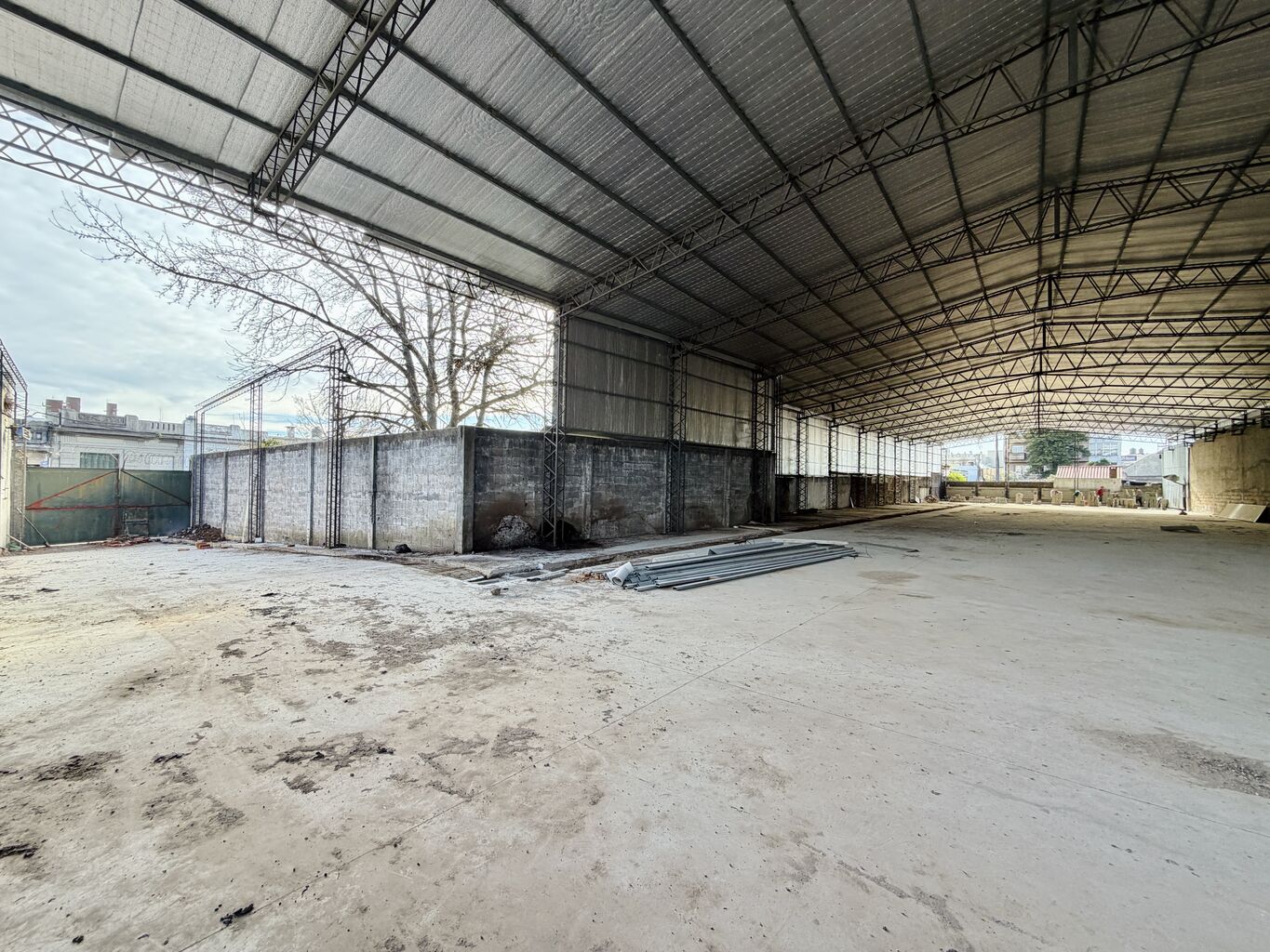 Alquiler — Depósito / Local Industrial | Capurro | Módulo B — 1.300 m² · Foto 2