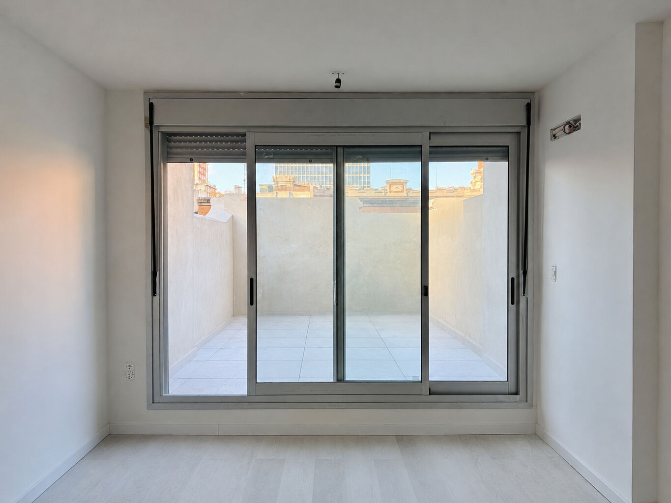 Alquiler apartamento 1 dormitorio con patio en Cordón a estrenar · Foto 4