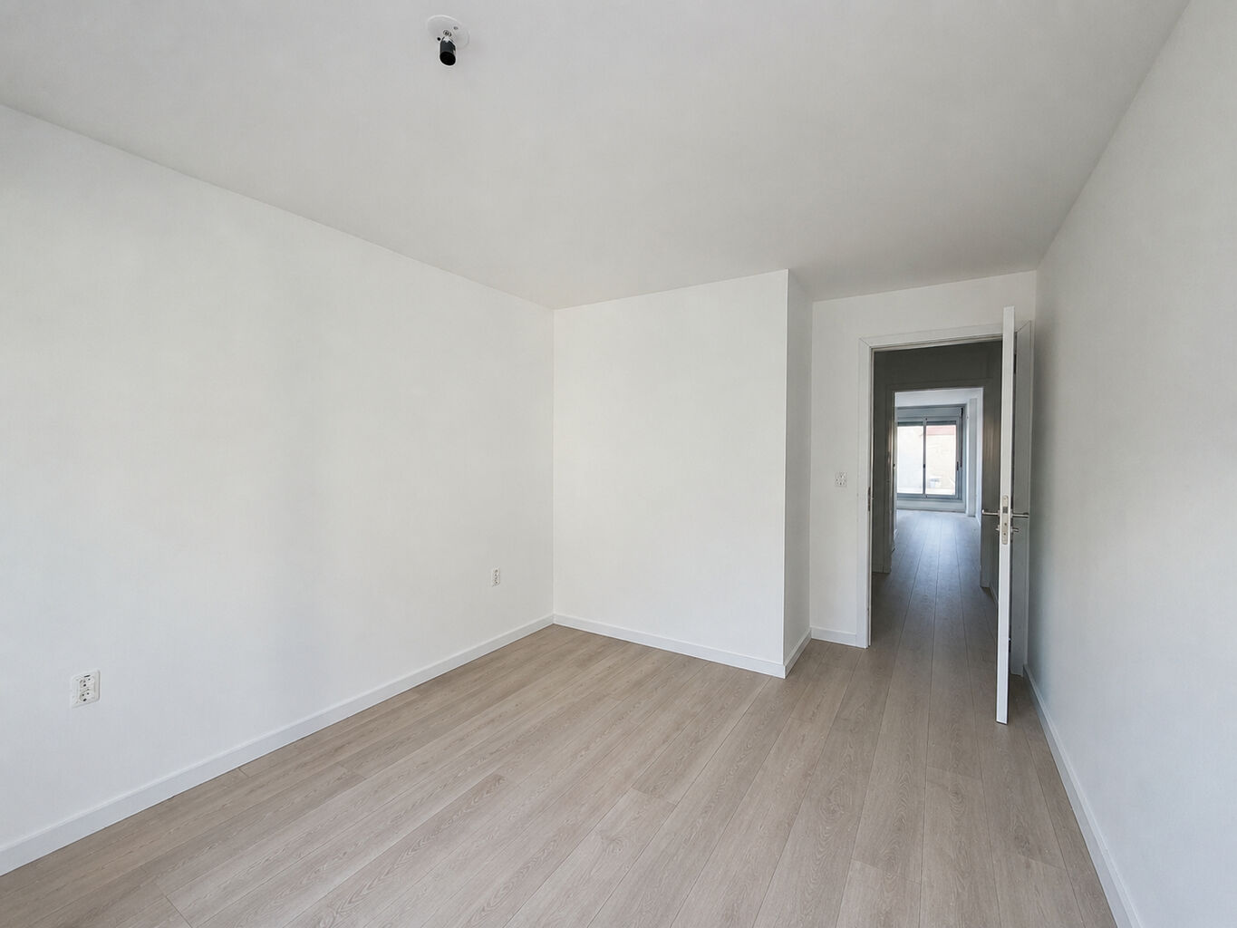 Alquiler apartamento 1 dormitorio con patio en Cordón a estrenar · Foto 8