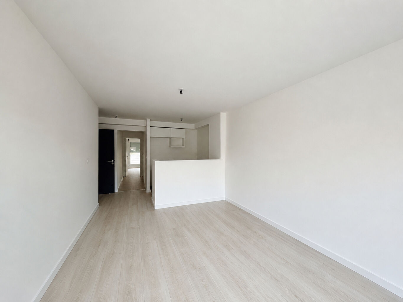 Alquiler apartamento 1 dormitorio con patio en Cordón a estrenar · Foto 2