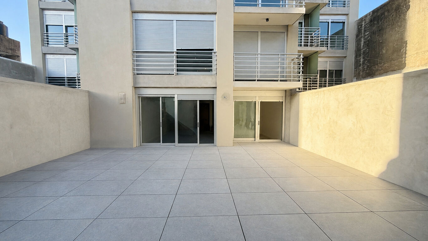 Alquiler apartamento 1 dormitorio con patio en Cordón a estrenar · Photo 4