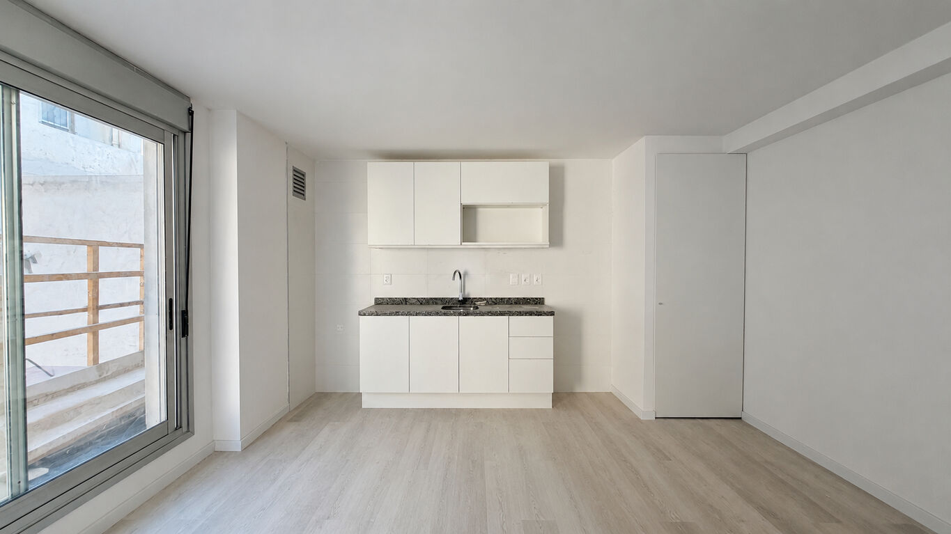 Alquiler apartamento 1 dormitorio con patio en Cordón a estrenar · Photo 2