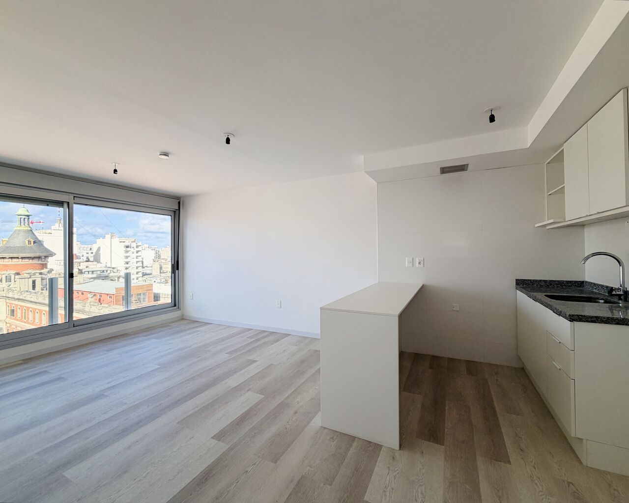 Alquiler apartamento 1 dormitorio al frente en Cordon. a estrenar · Photo 1