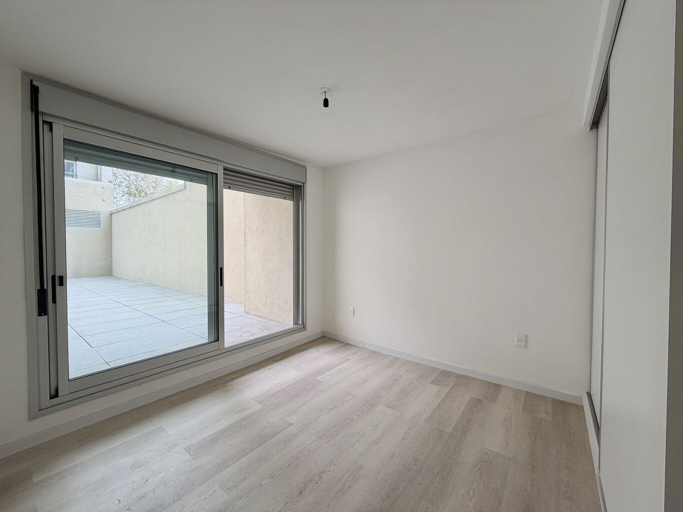 Alquiler apartamento a estrenar de 1 dormitorio con patio y garage en cordon · Photo 8
