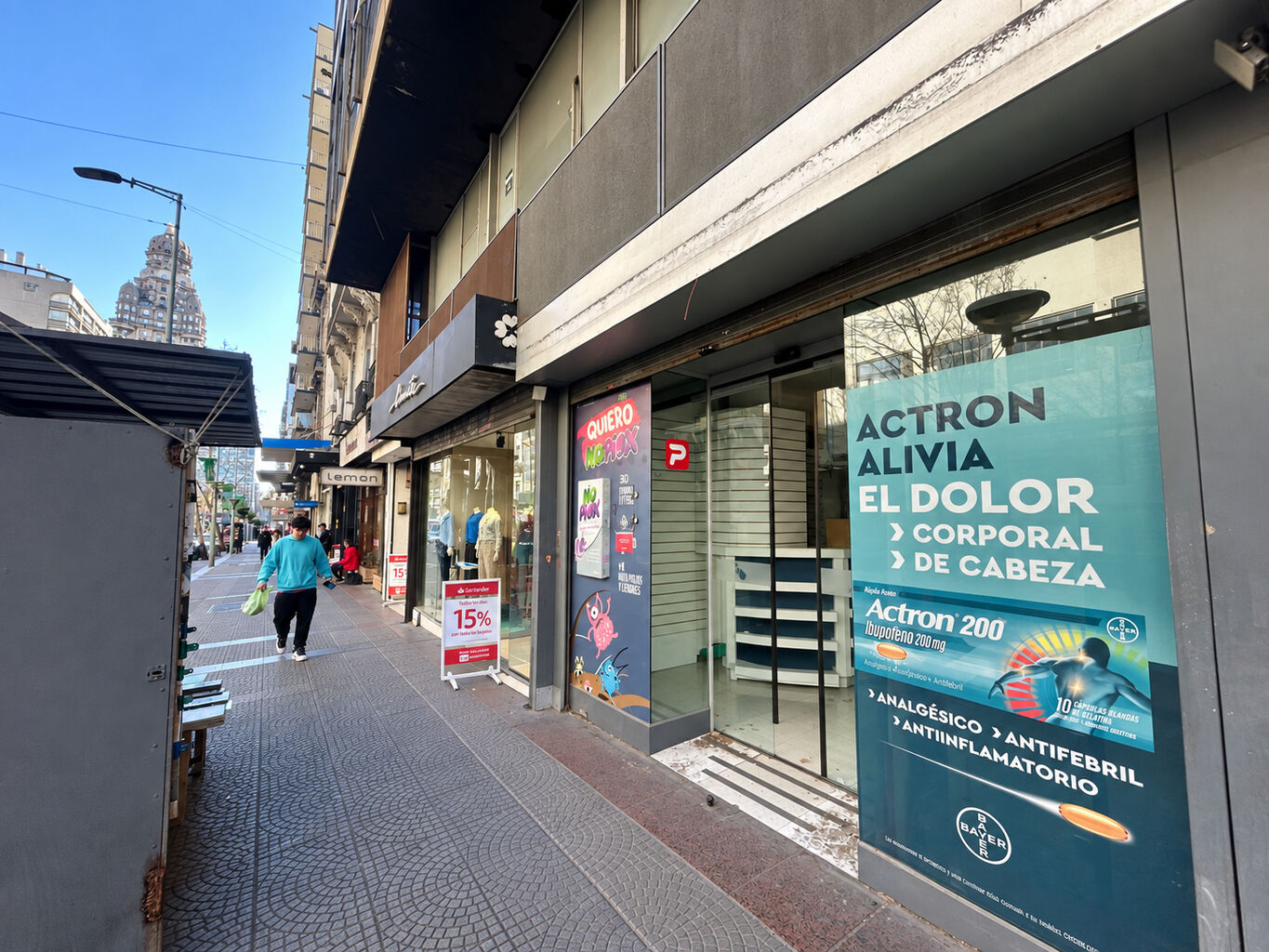 Alquiler local comercial sobre 18 de julio  Centro · Foto 11