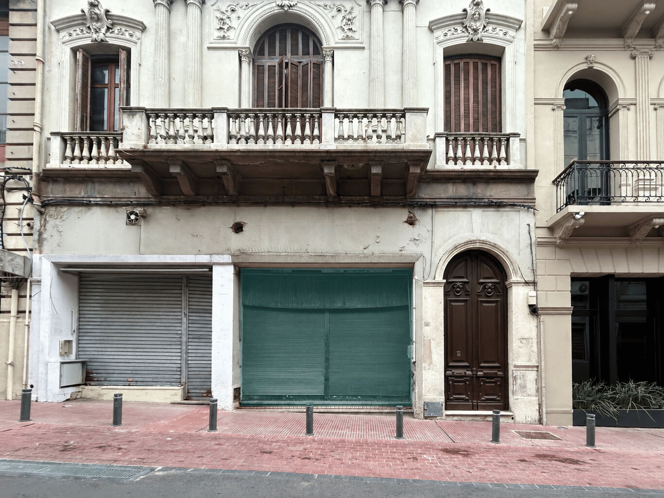 Alquiler local comercial a pasos del Mercado del Puerto