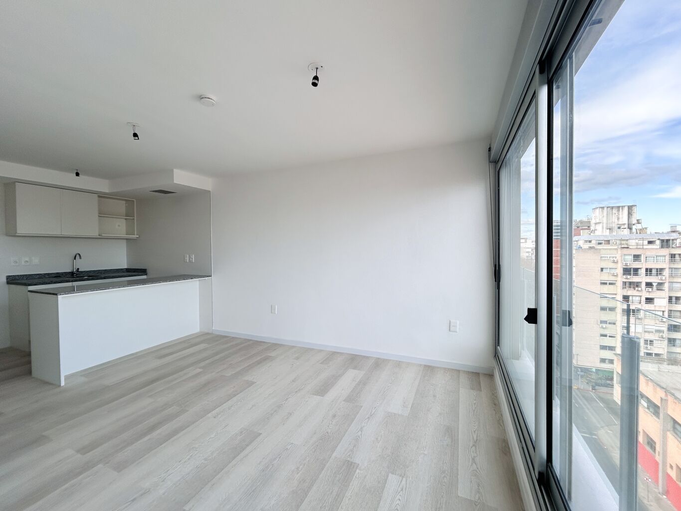 Alquiler apartamento 1 dormitorio al frente en Cordon. a estrenar · Foto 2