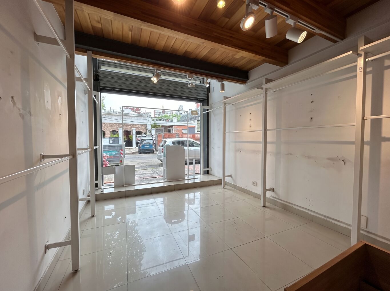 Alquiler local comercial en Punta Carretas · Foto 2
