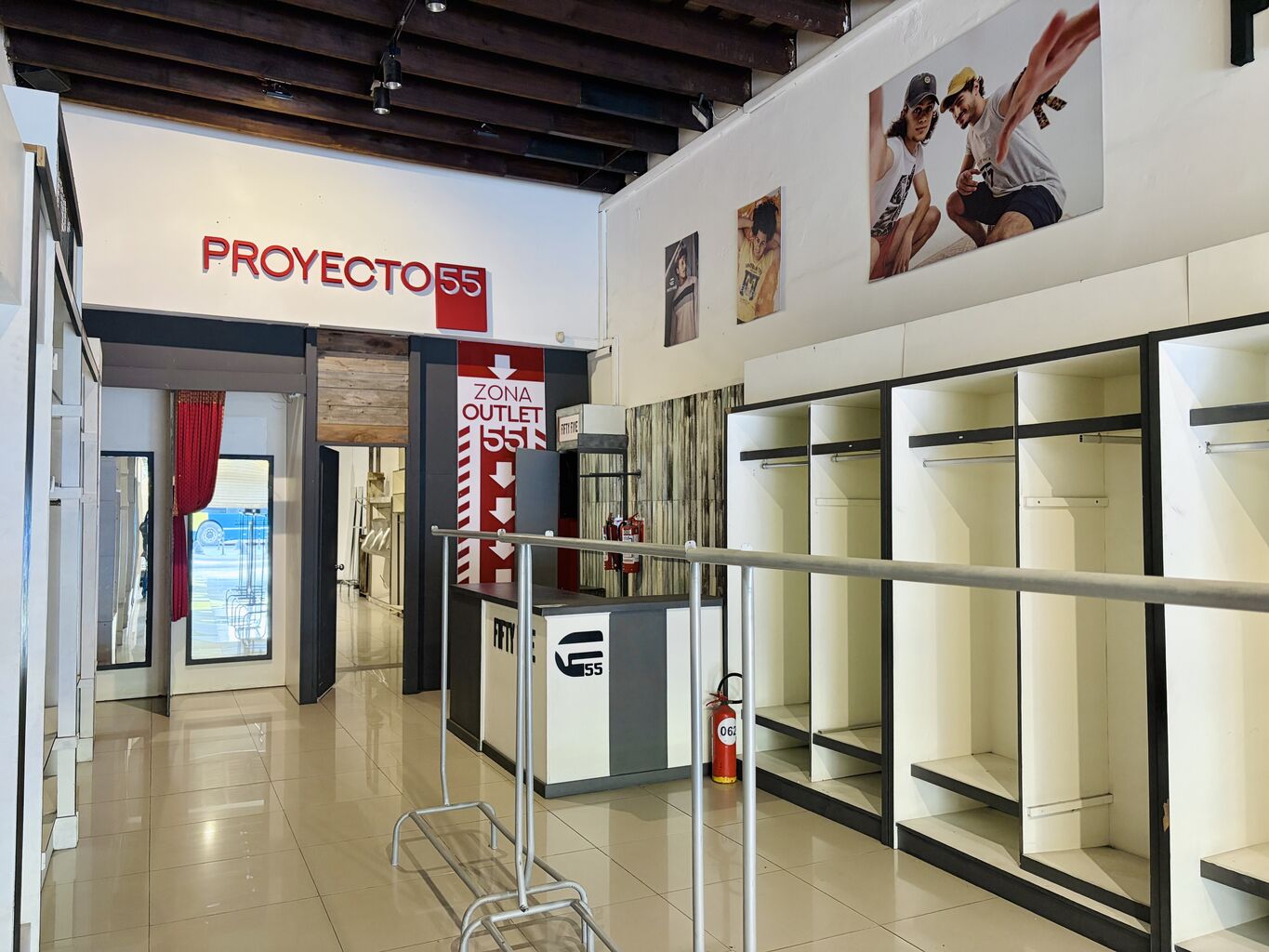 alquiler local comercial sobre 18 de Julio. Cordón · Foto 4