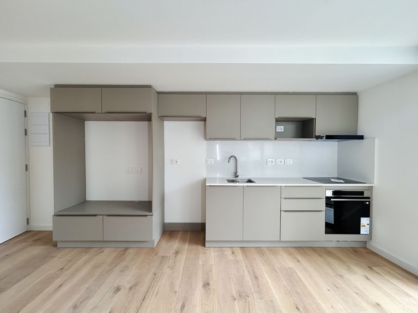 Venta apartamento a estrenar de 1 dormitorio en Parque Rodó con parrillero