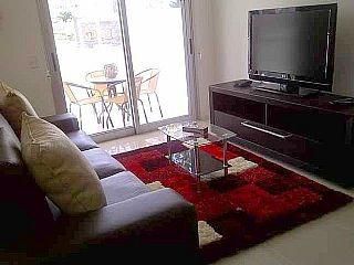 Moderno Apartamento , En Playa Brava.