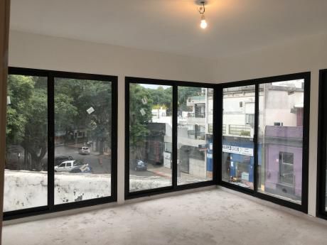 Estrene Oficinas En Moderno Edificio. Desde $7.000.