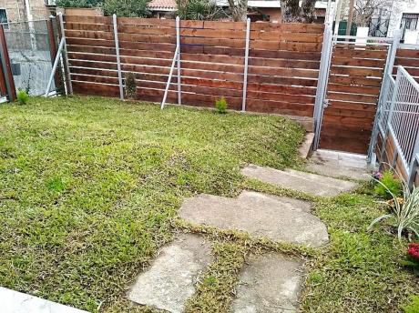 Estilo Casita 1 Dormitorio Jardin Patio Parrillero