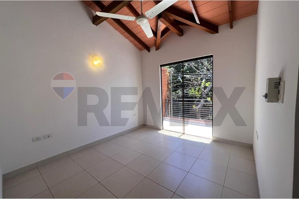 Dúplex en alquiler en Luque — foto 2