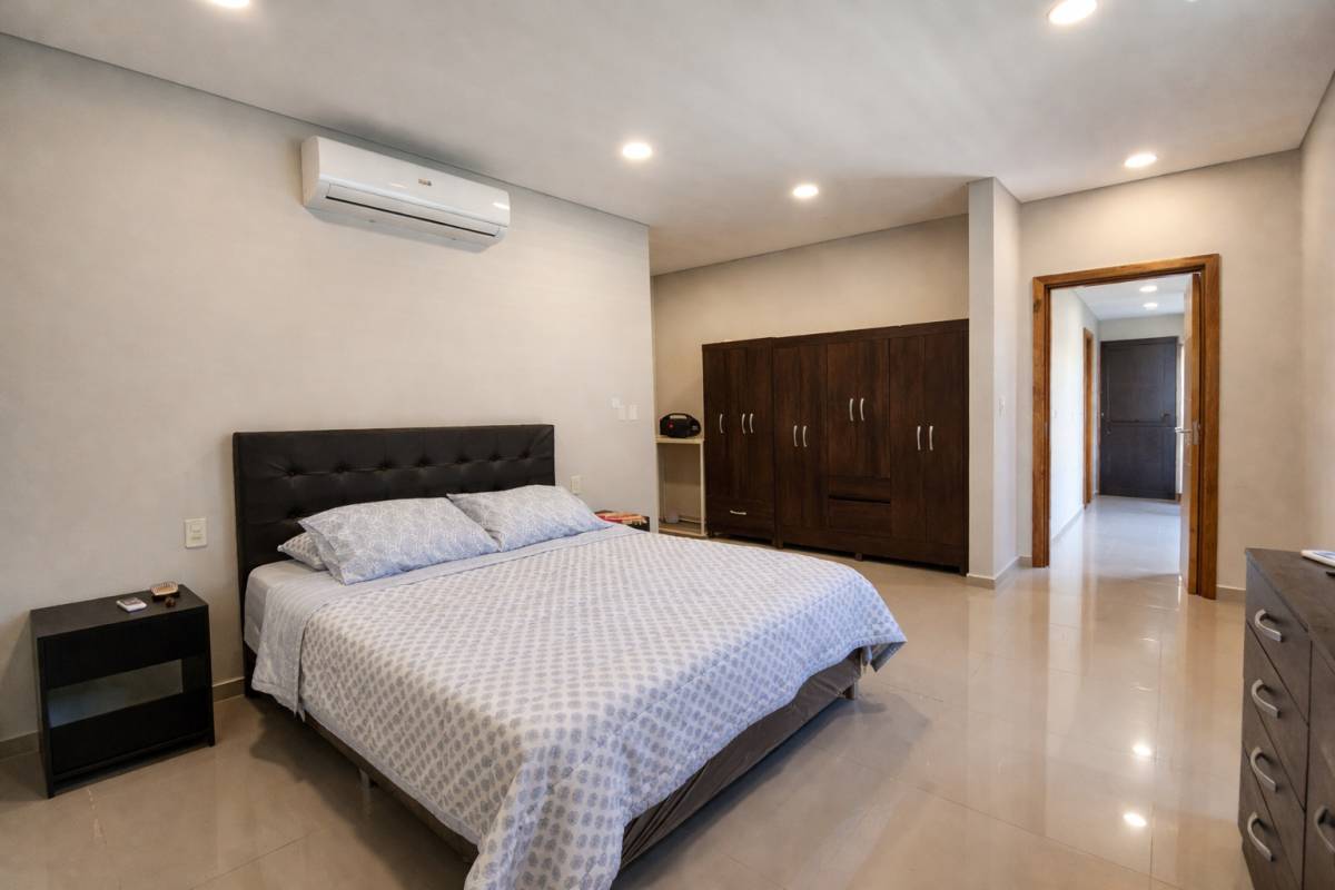 CASA AMOBLADA EN SAN BERNARDINO — foto 2