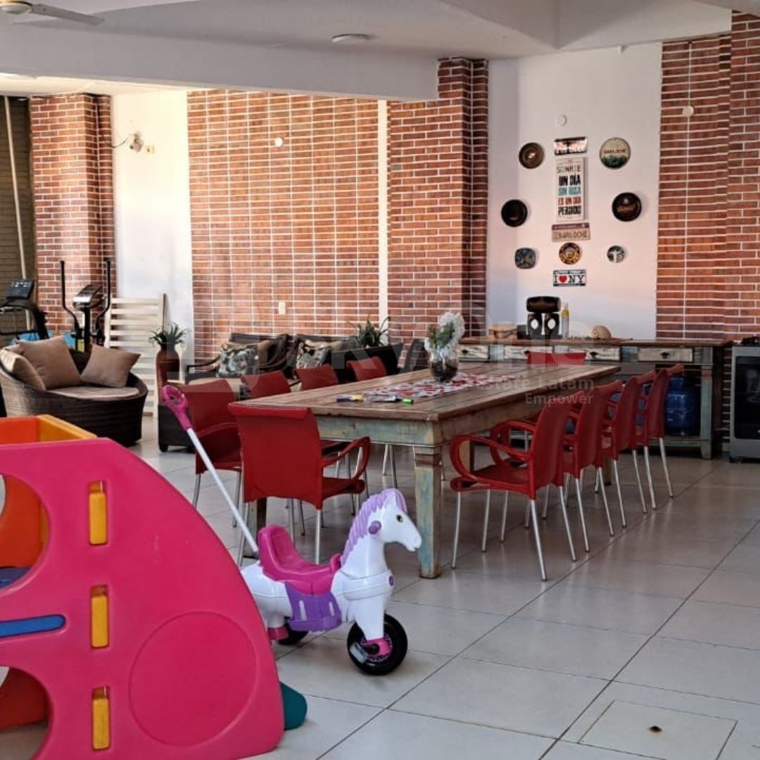 VENDO HERMOSA RESIDENCIA EN CIUDAD DEL ESTE BO BOQUERON II — foto 3