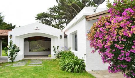 Hermosa Casa En Punta Del Este. Barrio San Rafael.