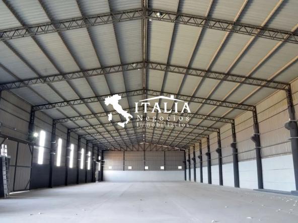 Ruta 102 15000 m2 Galpón Industrial 2400 m2 Baños Vestuarios Comedor