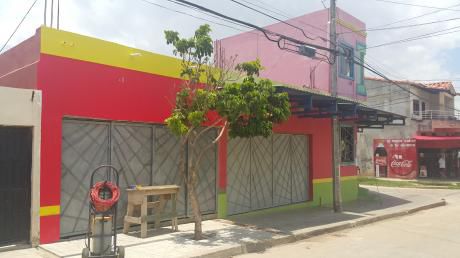 Bs. 1600 Vivienda Con Local Comercial