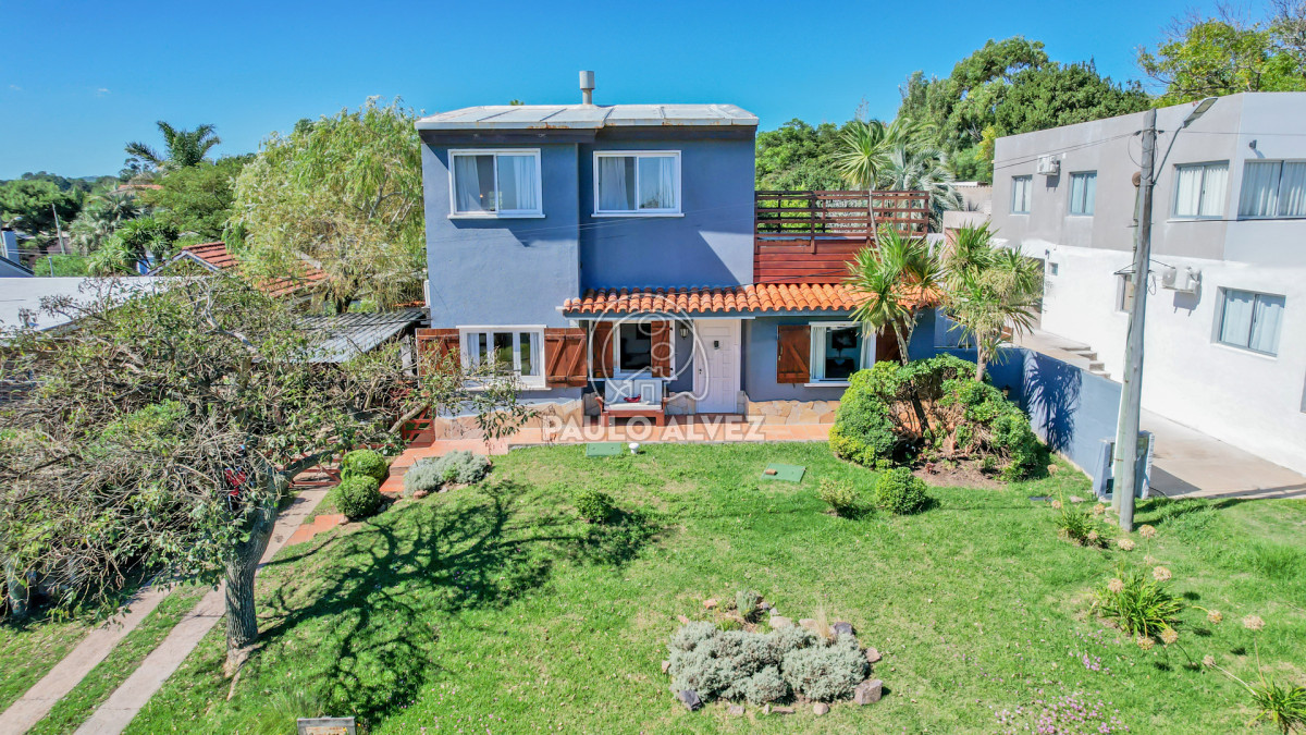 Departamento en venta con baja de precio en Punta Colorada
