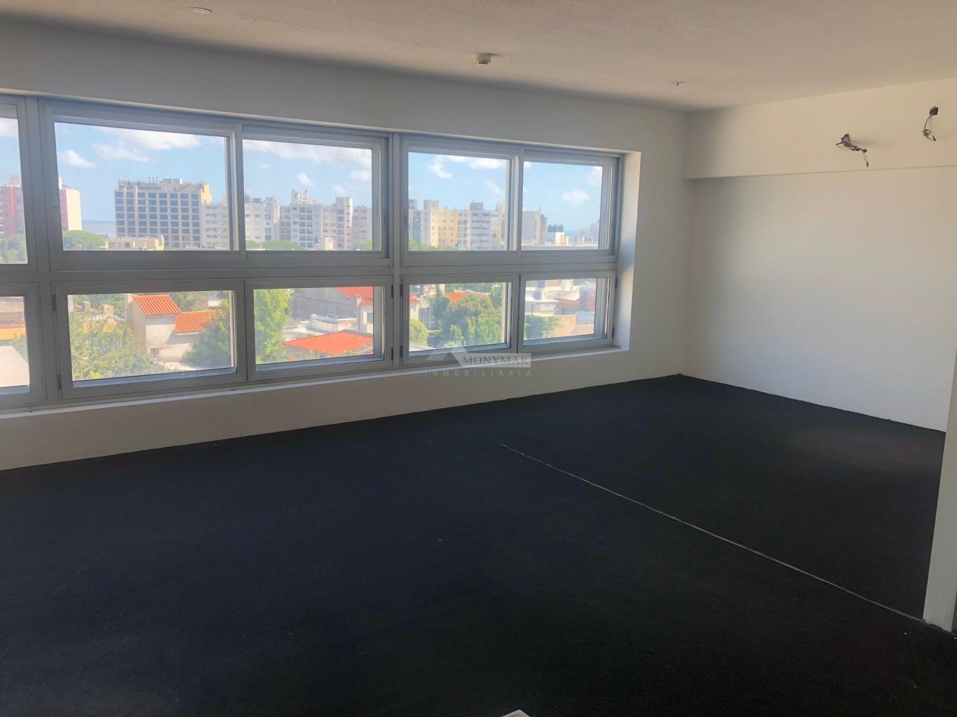 ALQUILER OFICINA POCITOS 26 DE MARZO Y MARCO BRUTO EDIFICIO NIVEL PREMIUM 115m2 · Foto 2