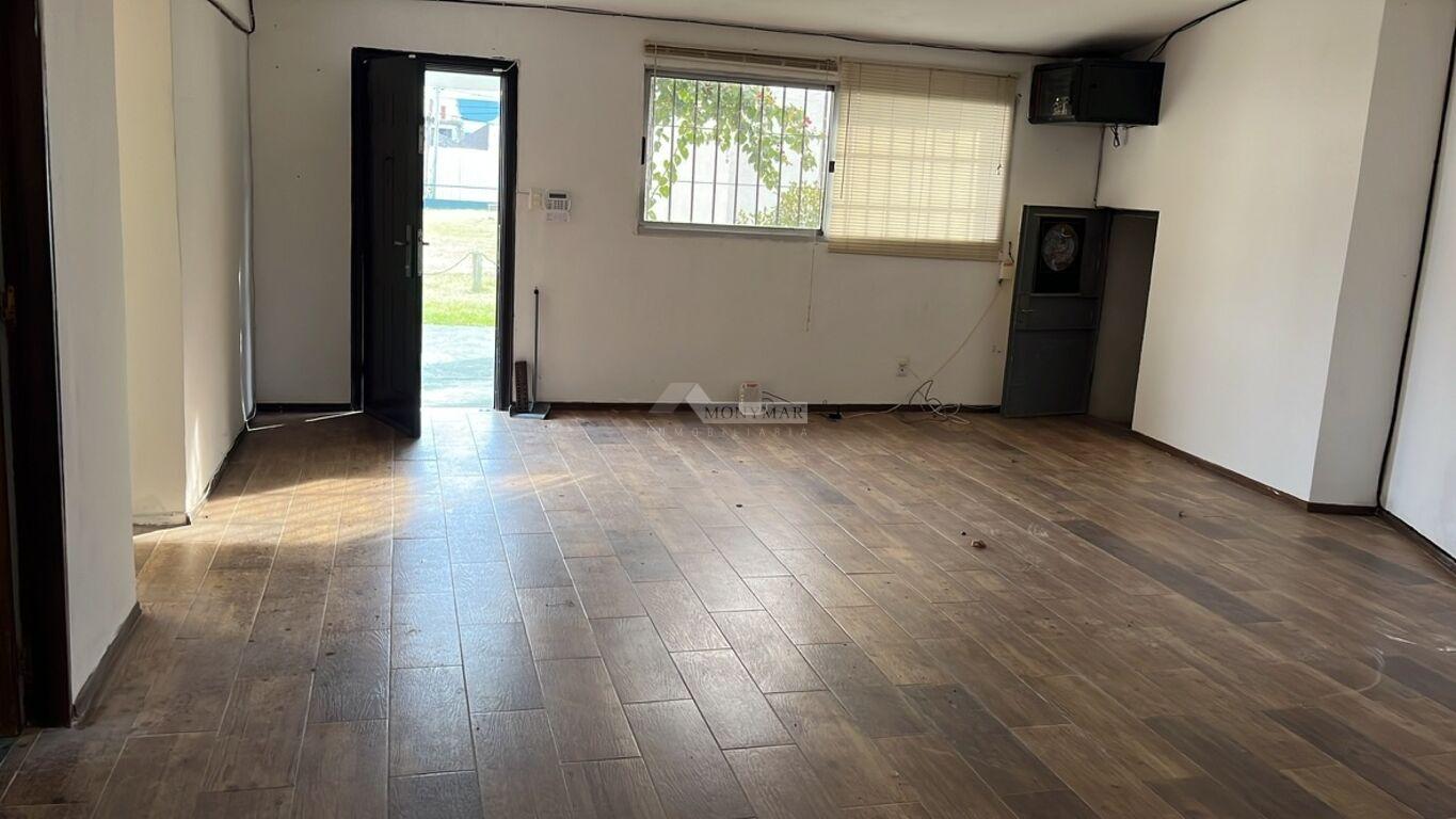 ALQUILER LOCAL FLOR DE MAROÑAS OSVALDO CRUZ Y CAMINO MALDONADO 120m2 + 43m2 de oficinas · Foto 5
