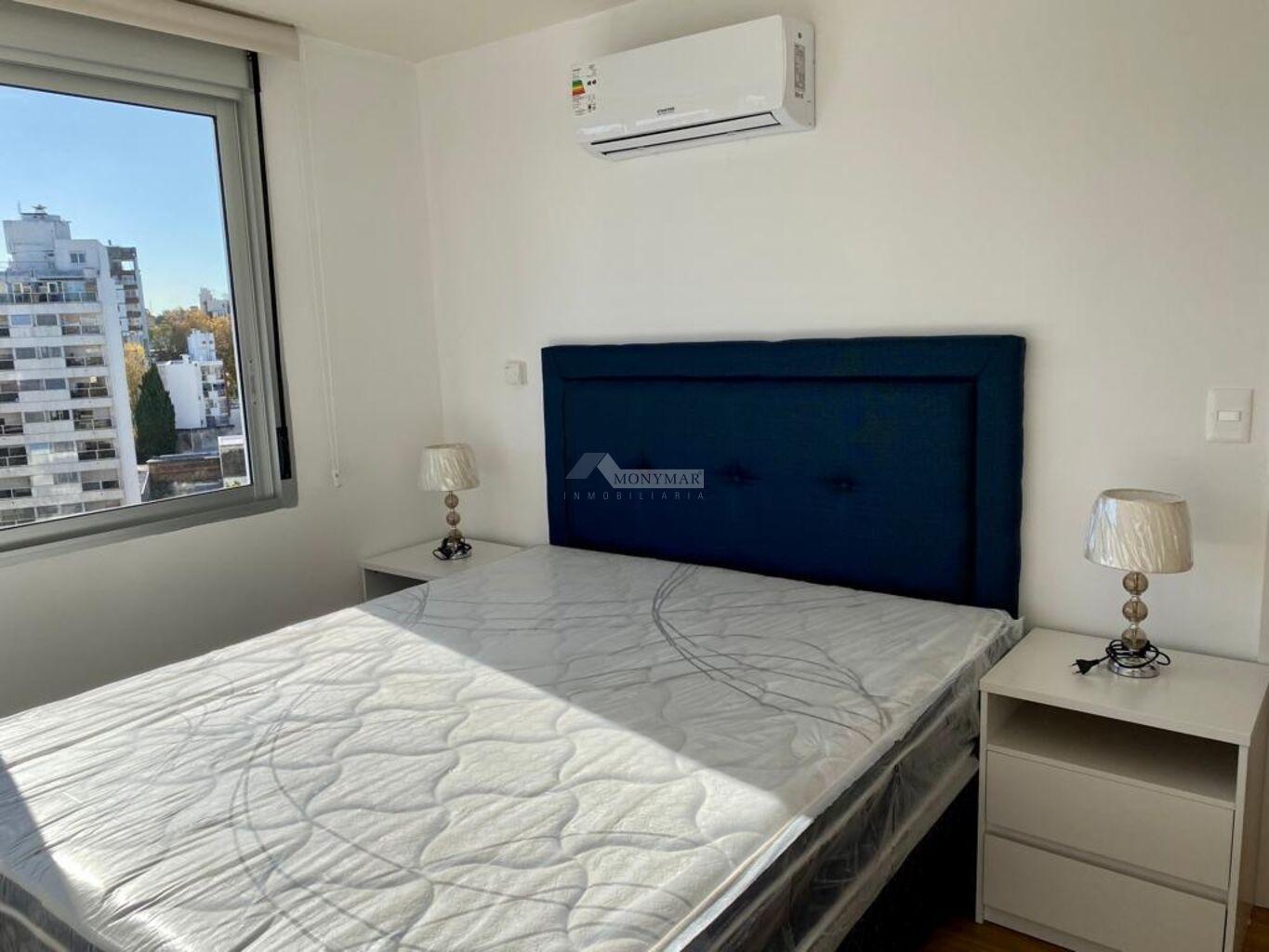 ALQUILER APARTAMENTO 1 DORMITORIO POCITOS BENITO BLANCO Y PEREIRA DE LA LUZ C/ TERRAZA Y MUEBLES · Foto 9