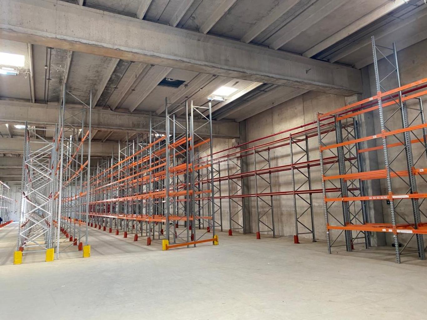 ALQUILER LOCAL GALPON FLOR DE MAROÑAS CAMINO MALDONADO Y COCHABAMBA HORMIGON PREMOLDEADO 1000m2 · Foto 5