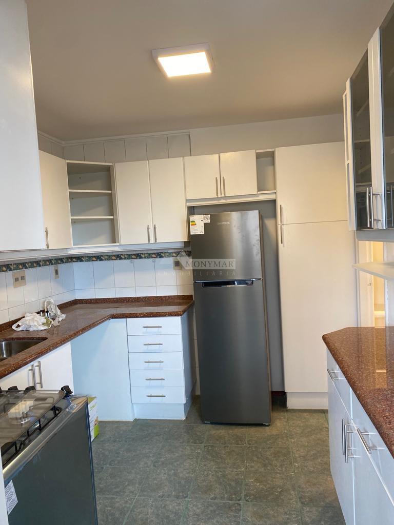 ALQUILER APARTAMENTO 2 DORMITORIOS PUNTA CARRETAS BULEVAR ARTIGAS VISTA CANCHAS EQUIPADO! · Foto 6