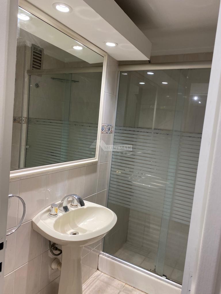 ALQUILER APARTAMENTO 2 DORMITORIOS PUNTA CARRETAS BULEVAR ARTIGAS VISTA CANCHAS EQUIPADO! · Foto 9