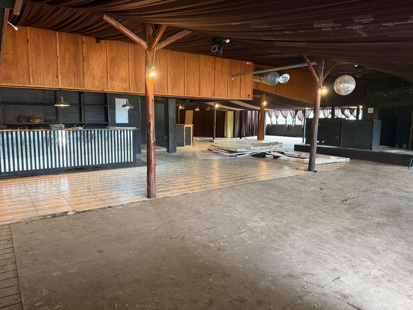 ALQUILER  LOCAL COMERCIAL LOMAS DE SOLYMAR GIANNATTASIO TIPO MERCADO GASTRONOMICO · Foto 10