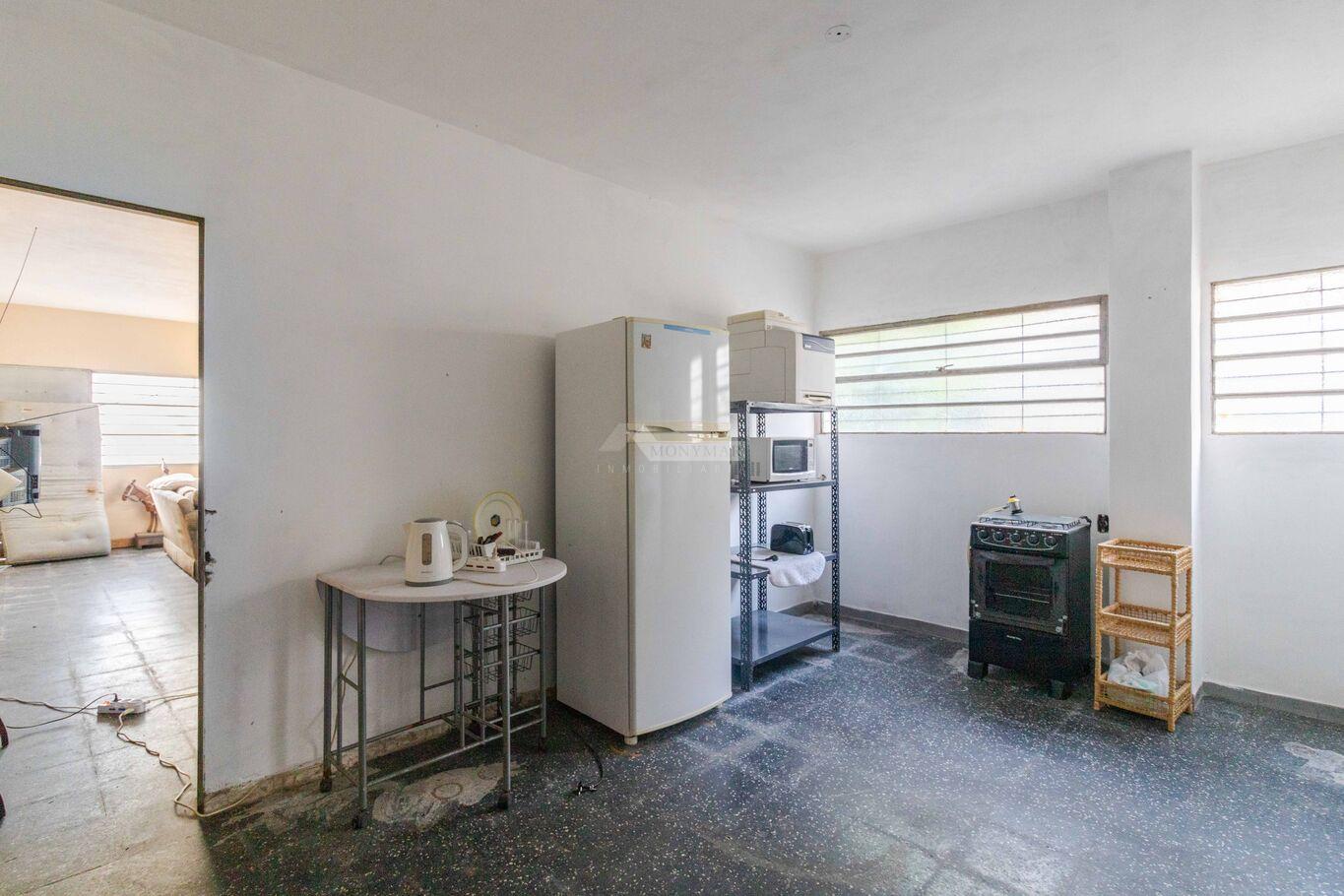 ALQUILER Y VENTA LOCAL GALPON DEPOSITO SAYAGO GARZON Y ARIEL 869m2 UNICO CON TECHO ARQ. DIESTE · Foto 11